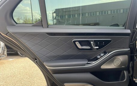 Mercedes-Benz S-Класс, 2021 год, 18 700 000 рублей, 30 фотография
