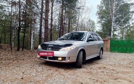 Nissan Wingroad III, 2001 год, 370 000 рублей, 2 фотография