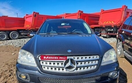 Mercedes-Benz M-Класс, 2005 год, 743 000 рублей, 1 фотография