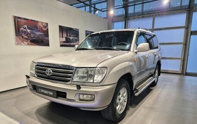 Toyota Land Cruiser 100 рестайлинг 2, 2005 год, 2 100 000 рублей, 1 фотография