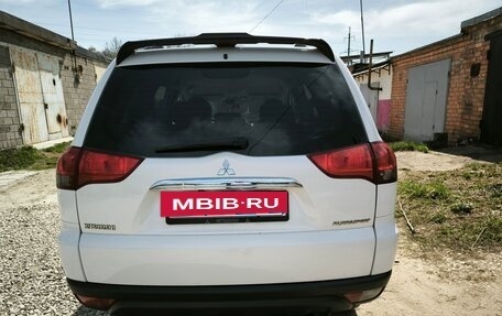 Mitsubishi Pajero Sport II рестайлинг, 2015 год, 2 300 000 рублей, 12 фотография