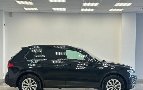 Volkswagen Tiguan II, 2018 год, 2 450 000 рублей, 4 фотография
