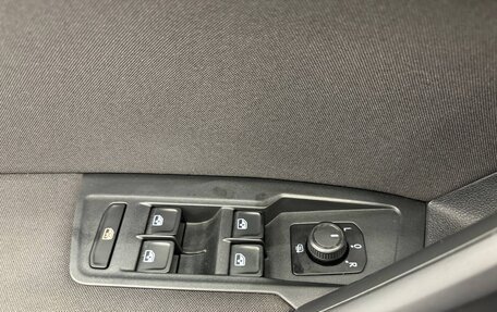 Volkswagen Tiguan II, 2018 год, 2 450 000 рублей, 16 фотография