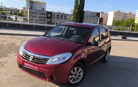 Renault Sandero I, 2011 год, 585 000 рублей, 1 фотография