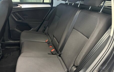 Volkswagen Tiguan II, 2018 год, 2 450 000 рублей, 25 фотография