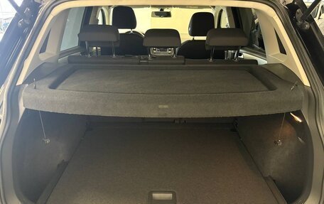 Volkswagen Tiguan II, 2018 год, 2 450 000 рублей, 28 фотография