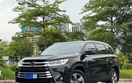 Toyota Highlander III, 2021 год, 2 860 446 рублей, 1 фотография