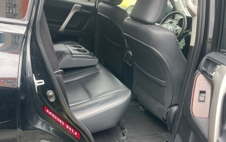 Toyota Land Cruiser Prado 150 рестайлинг 2, 2017 год, 4 400 000 рублей, 12 фотография
