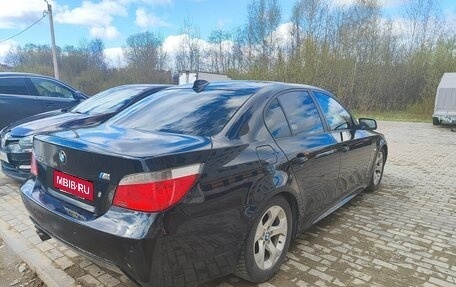 BMW 5 серия, 2006 год, 890 000 рублей, 7 фотография