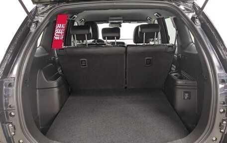 Mitsubishi Outlander III рестайлинг 3, 2021 год, 2 600 000 рублей, 9 фотография