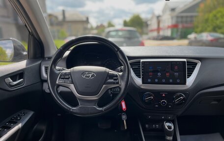 Hyundai Solaris II рестайлинг, 2019 год, 1 285 000 рублей, 10 фотография