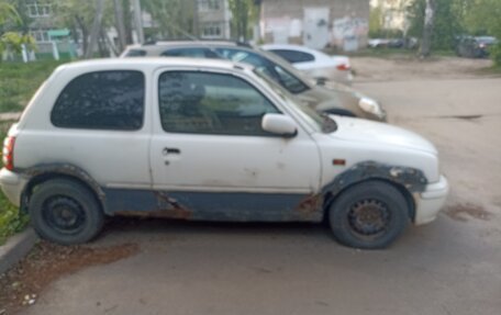 Nissan March II, 2001 год, 165 000 рублей, 4 фотография