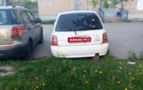 Nissan March II, 2001 год, 165 000 рублей, 3 фотография
