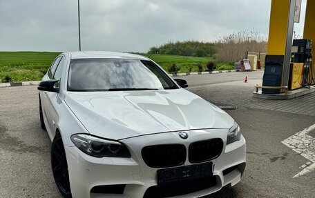 BMW 5 серия, 2014 год, 1 930 000 рублей, 6 фотография