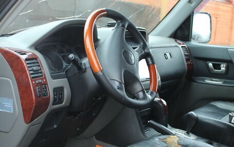 Mitsubishi Pajero III рестайлинг, 2004 год, 800 000 рублей, 8 фотография
