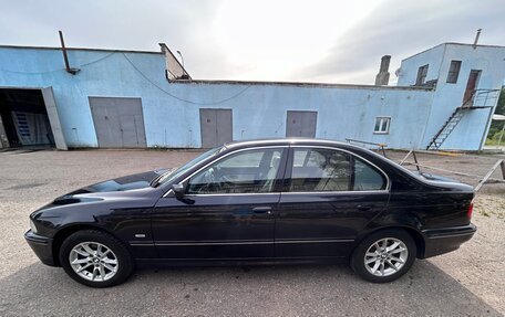 BMW 5 серия, 2003 год, 750 000 рублей, 12 фотография