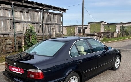 BMW 5 серия, 2003 год, 750 000 рублей, 8 фотография