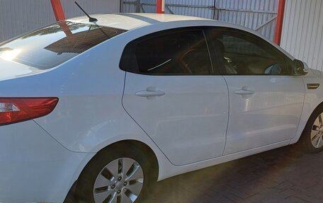 KIA Rio III рестайлинг, 2012 год, 850 000 рублей, 5 фотография
