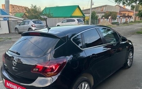 Opel Astra J, 2011 год, 900 000 рублей, 4 фотография