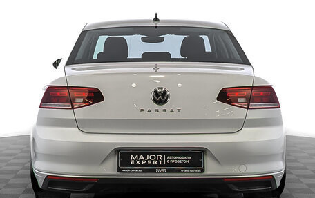 Volkswagen Passat B8 рестайлинг, 2021 год, 2 700 000 рублей, 6 фотография