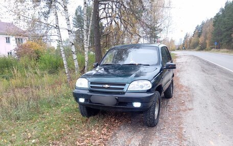Chevrolet Niva I рестайлинг, 2005 год, 300 000 рублей, 3 фотография