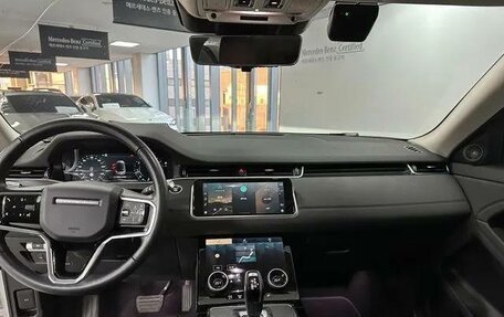 Land Rover Range Rover Evoque II, 2022 год, 3 900 000 рублей, 4 фотография