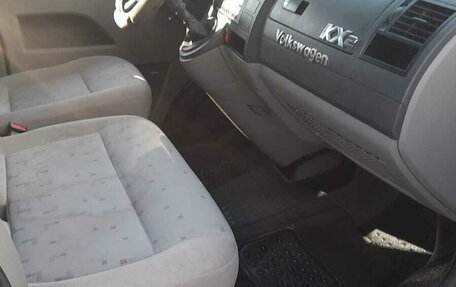 Volkswagen Caravelle T5, 2009 год, 1 800 000 рублей, 8 фотография
