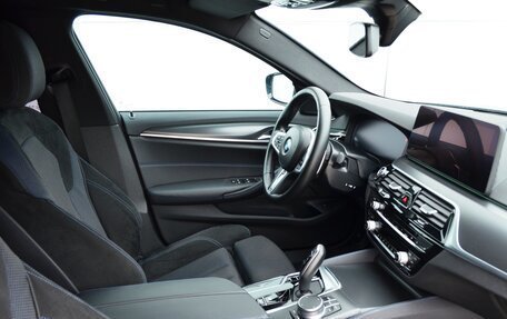 BMW 5 серия, 2021 год, 5 450 000 рублей, 9 фотография