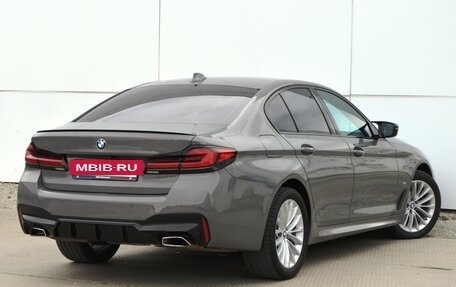 BMW 5 серия, 2021 год, 5 450 000 рублей, 6 фотография