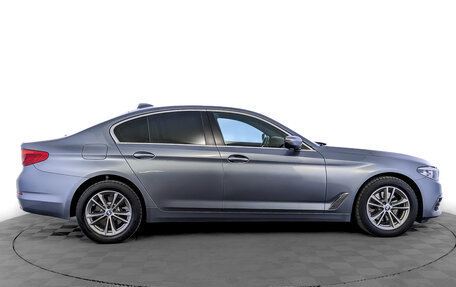 BMW 5 серия, 2019 год, 2 900 000 рублей, 4 фотография