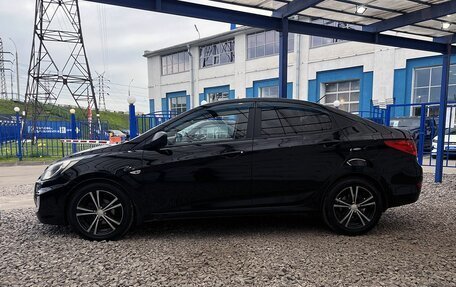 Hyundai Solaris II рестайлинг, 2013 год, 800 000 рублей, 2 фотография