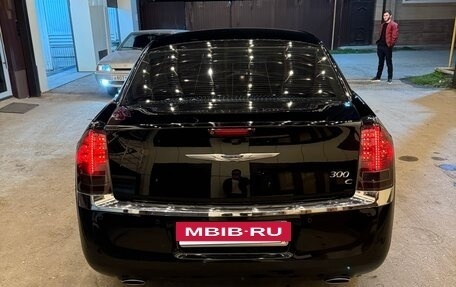 Chrysler 300C II, 2012 год, 1 550 000 рублей, 7 фотография