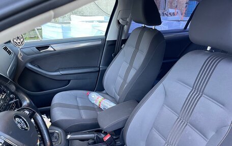 Volkswagen Jetta VI, 2016 год, 1 510 000 рублей, 7 фотография