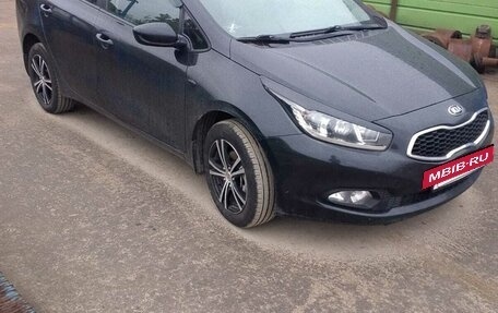 KIA cee'd III, 2014 год, 1 350 000 рублей, 2 фотография