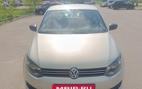 Volkswagen Polo VI (EU Market), 2014 год, 870 000 рублей, 2 фотография