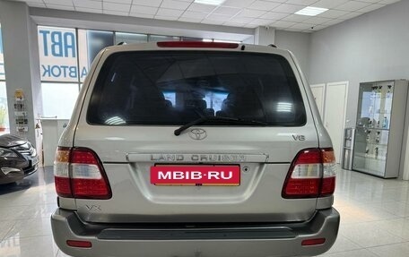 Toyota Land Cruiser 100 рестайлинг 2, 2003 год, 1 920 000 рублей, 4 фотография