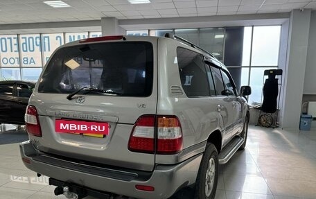 Toyota Land Cruiser 100 рестайлинг 2, 2003 год, 1 920 000 рублей, 5 фотография