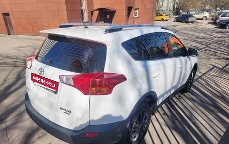 Toyota RAV4, 2014 год, 1 710 000 рублей, 4 фотография