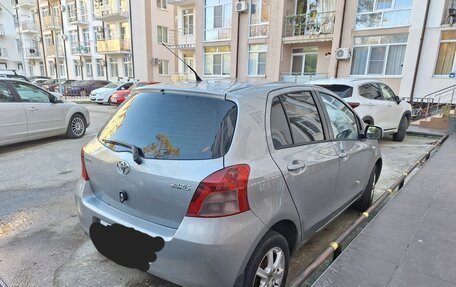 Toyota Yaris III рестайлинг, 2008 год, 590 000 рублей, 5 фотография