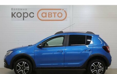 Renault Sandero II рестайлинг, 2022 год, 1 456 000 рублей, 2 фотография