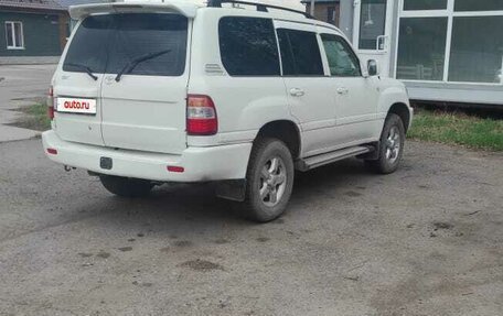 Toyota Land Cruiser 100 рестайлинг 2, 2001 год, 1 650 000 рублей, 4 фотография