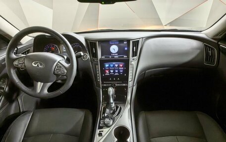 Infiniti Q50 I рестайлинг, 2015 год, 1 733 000 рублей, 10 фотография
