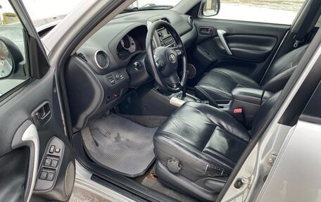 Toyota RAV4, 2004 год, 900 000 рублей, 4 фотография