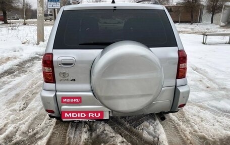 Toyota RAV4, 2004 год, 900 000 рублей, 3 фотография