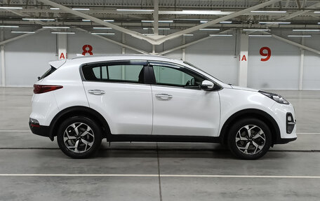KIA Sportage IV рестайлинг, 2020 год, 2 349 000 рублей, 4 фотография