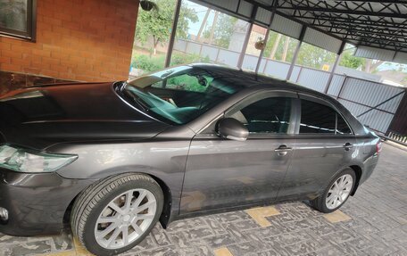 Toyota Camry, 2010 год, 1 150 000 рублей, 4 фотография