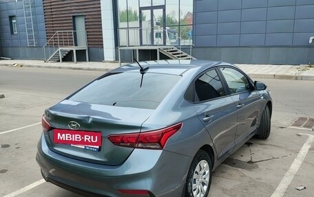 Hyundai Solaris II рестайлинг, 2017 год, 1 250 000 рублей, 3 фотография