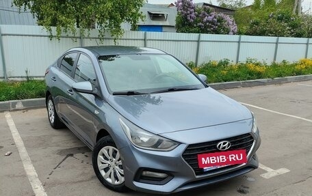 Hyundai Solaris II рестайлинг, 2017 год, 1 250 000 рублей, 2 фотография