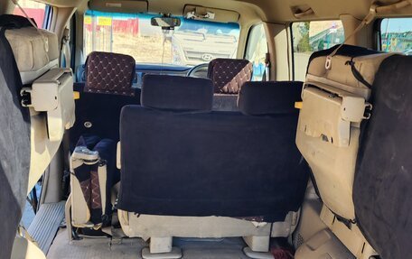 Honda Stepwgn II рестайлинг, 2002 год, 475 000 рублей, 9 фотография