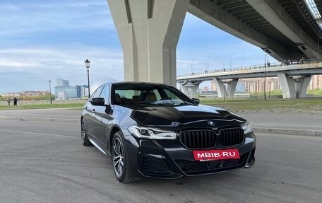 BMW 5 серия, 2021 год, 5 700 000 рублей, 3 фотография